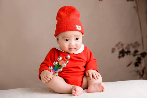 沙河六个月宝宝总是摇头 沙河六个月宝宝总是摇头